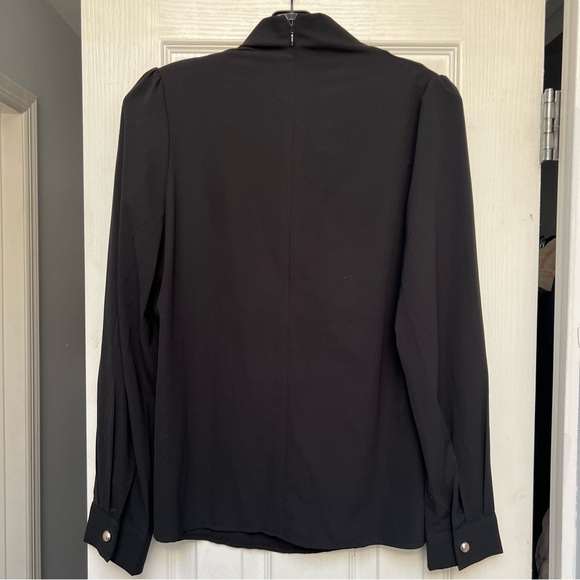 $10 Deals 🤝🔖 SHEIN Privé Zip Back Puff Sleeve Black Long sleeve blouse size S - Picture 6 of 6